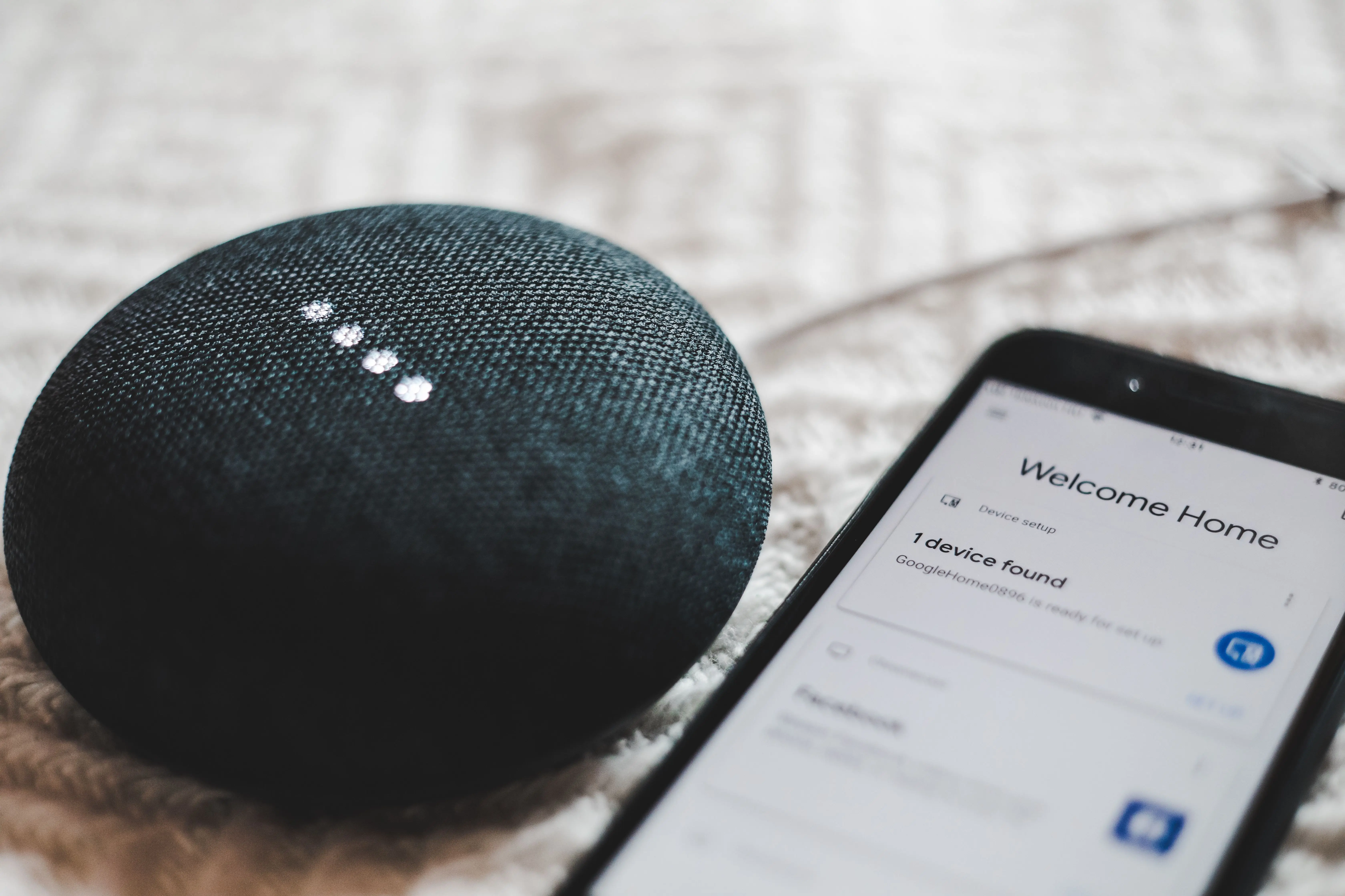 Google Home vs. Amazon Echo