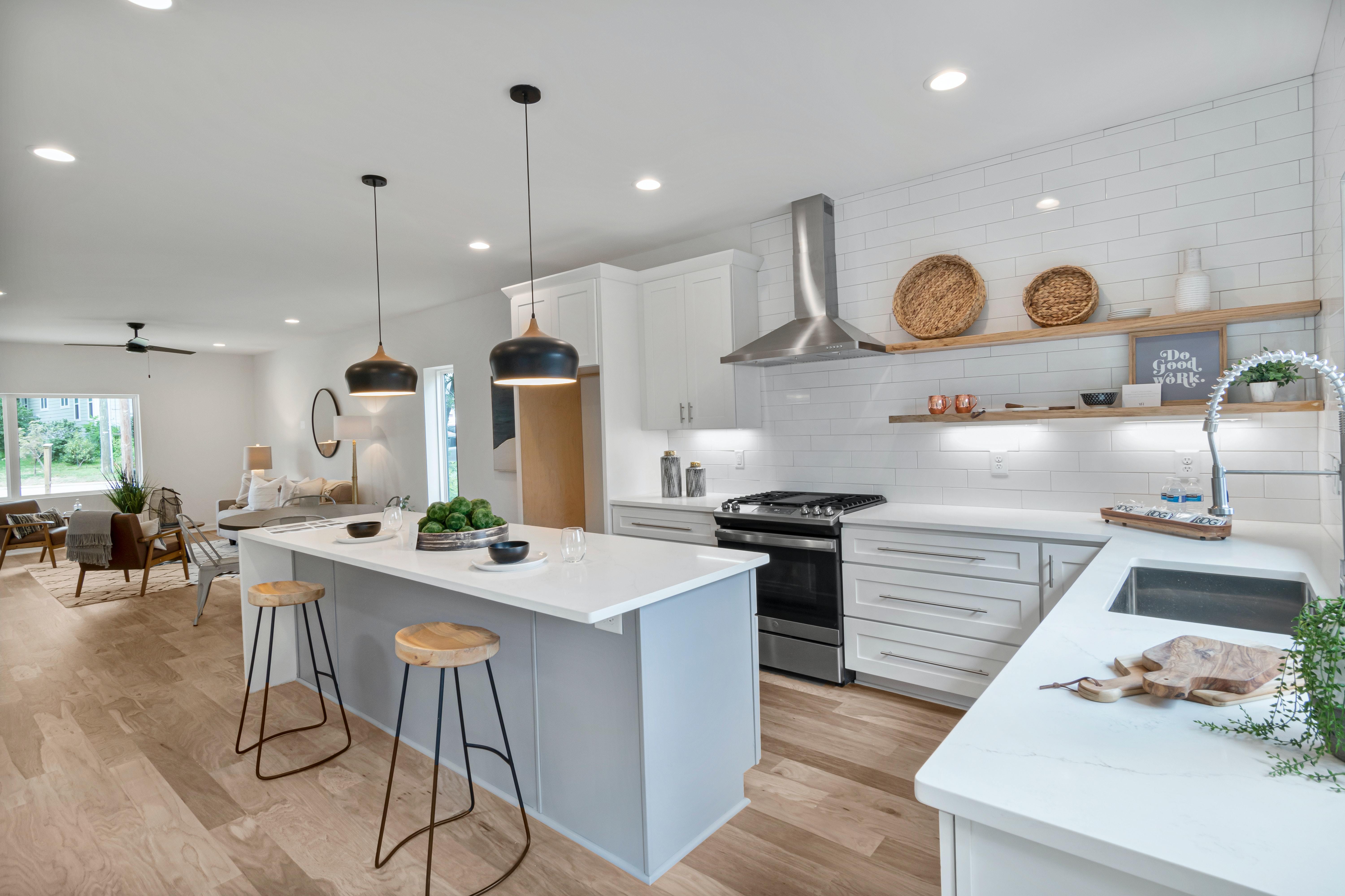 Renting Before Buying a Home in Austin: Pros, Cons, and Mistakes to Avoid