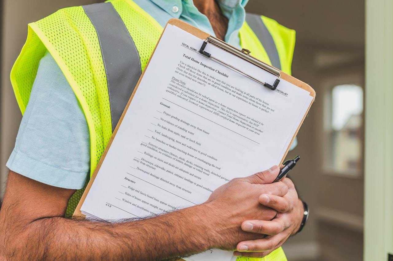 What To Expect From a Home Inspection? 7 Huge Things Inspectors Look For